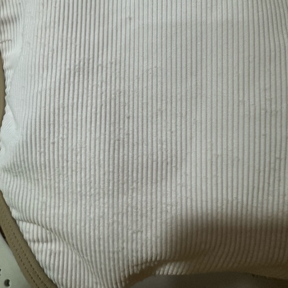 💕4 for $12 Sale!💕 LainSnow White Swimsuit - Picture 4 of 4